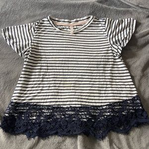 Xhilaration Blue and White Patterned Blouse Size Small